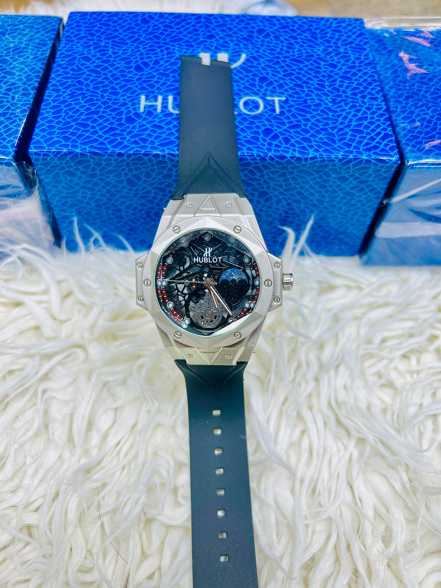 New stylish Hublot  Watches for Men