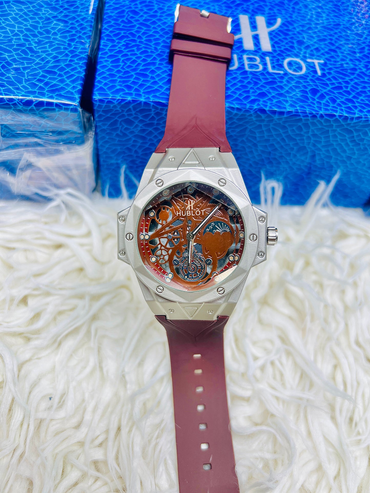 New stylish Hublot  Watches for Men