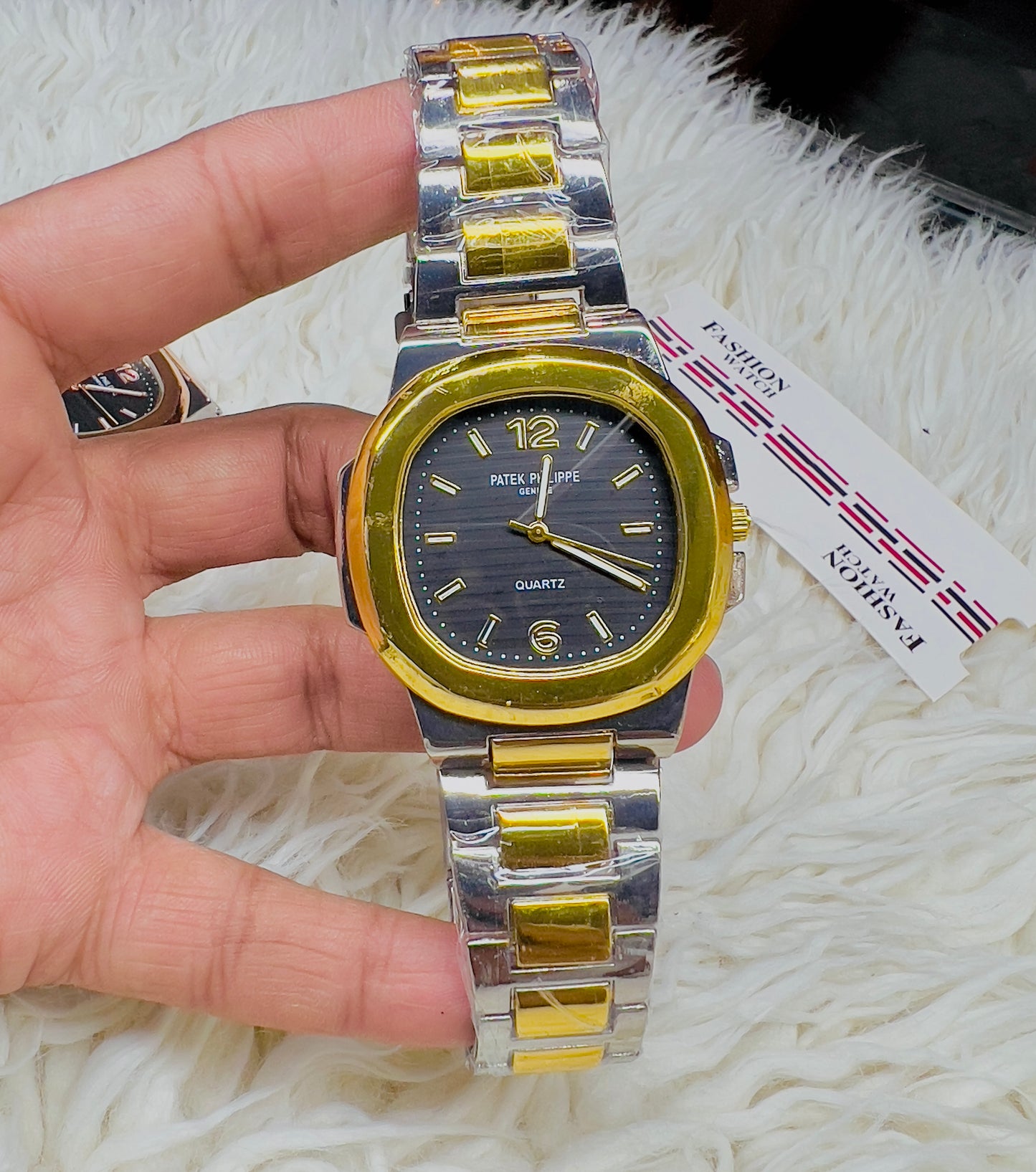 New stylish Pathic phiplh Watches for Men under 500