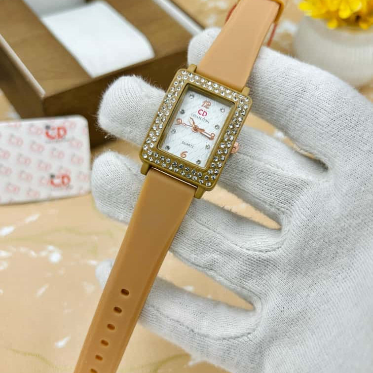 New Stylish Fashionable LadiesLSilicon Strap Watches for Ladies women watches