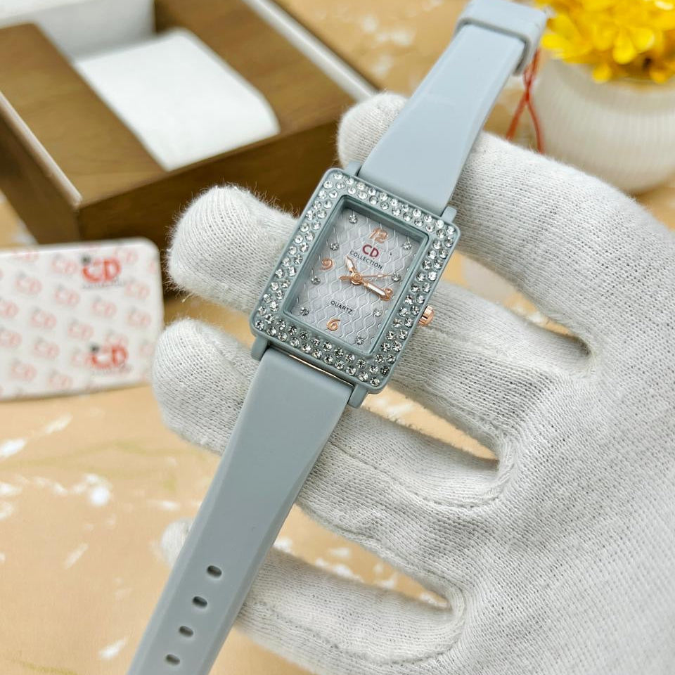 New Stylish Fashionable LadiesLSilicon Strap Watches for Ladies women watches