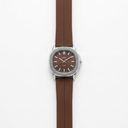 Men's quartz watch with brown silicone strap and brown dial, silver case