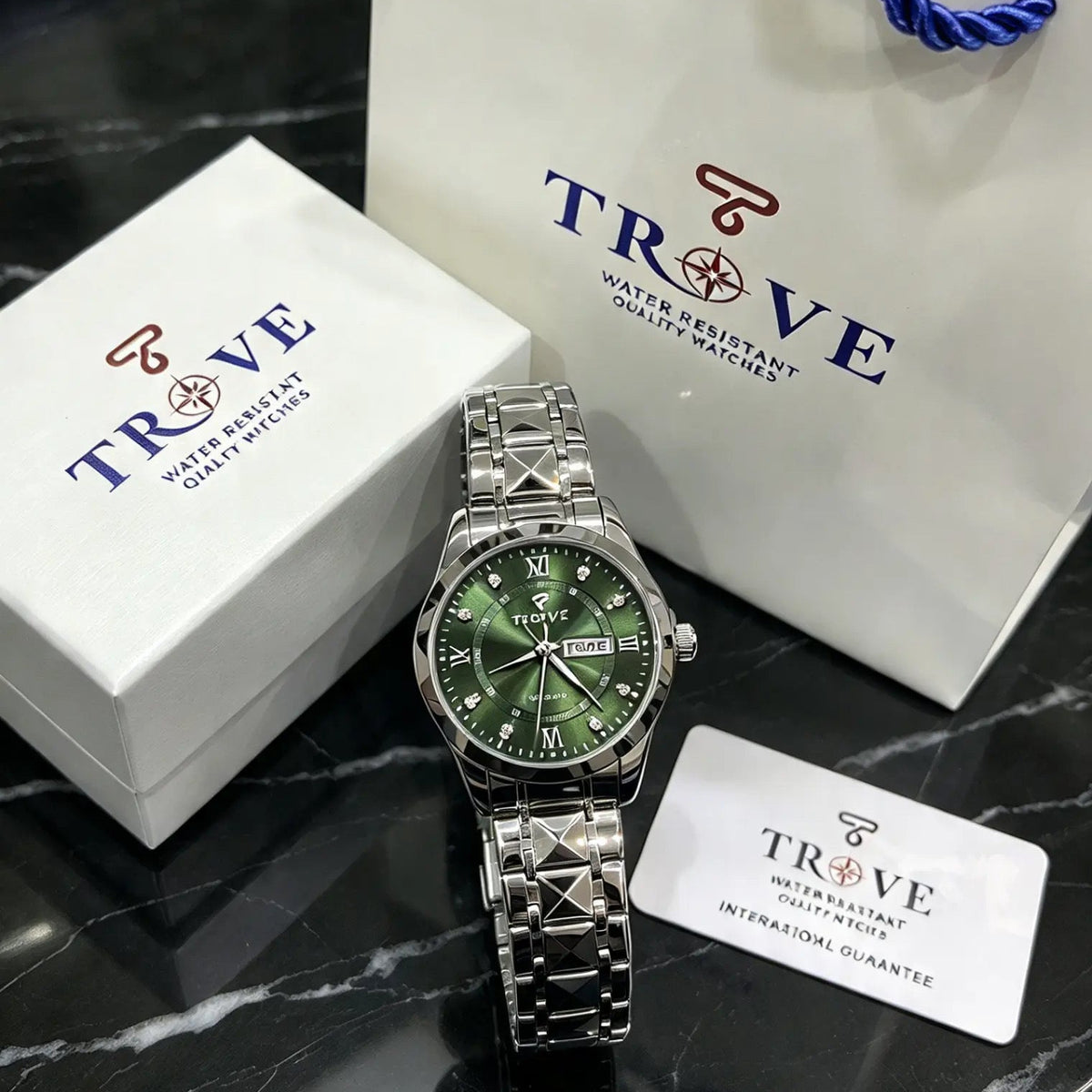 Silver diamond-cut glass watch with green dial, with brand gift boxes